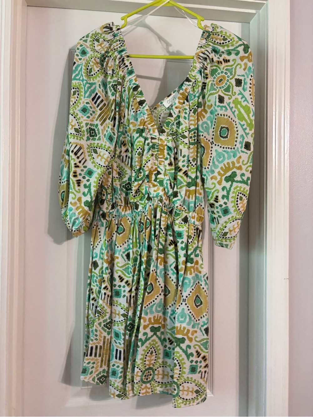Women’s Green & White Printed V-Neck Smocked Waist Romper